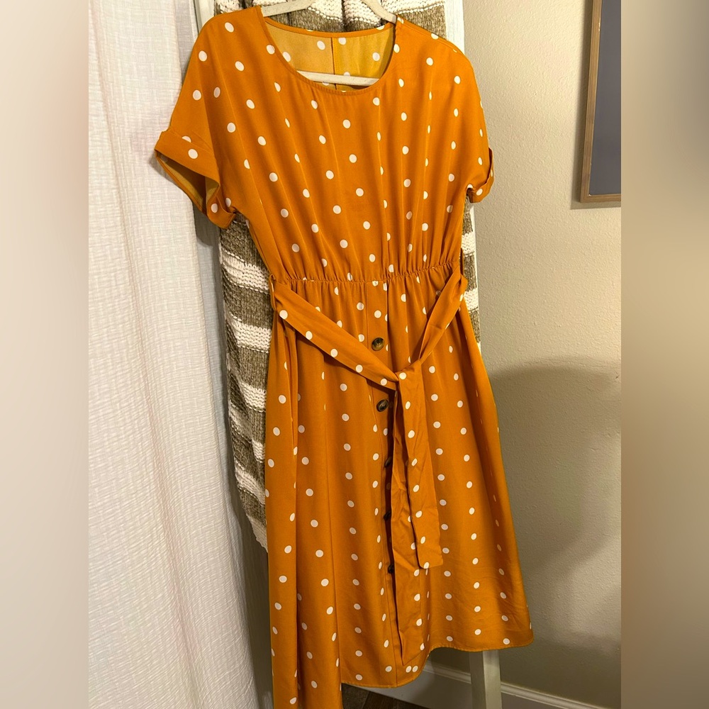 SHEIN polka dot dress. Size medium.